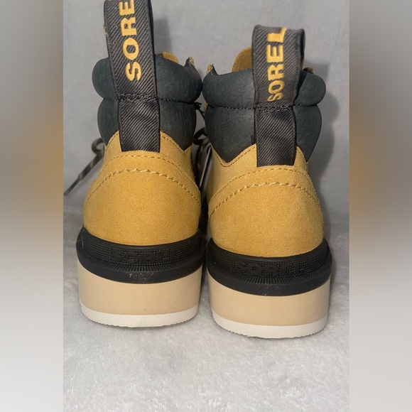 Sorel Hi-Line hiking (women) NWB - Picture 8 of 13